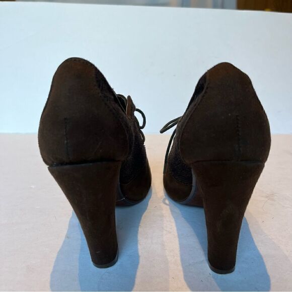 XOXO Women's Lace Up Brown Heels Fabric Upper Size 8M - Picture 4 of 8